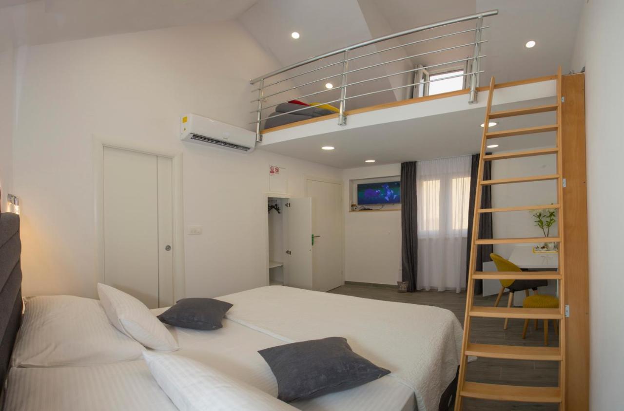 Central Old Town Rooms 1 Σπλιτ Εξωτερικό φωτογραφία